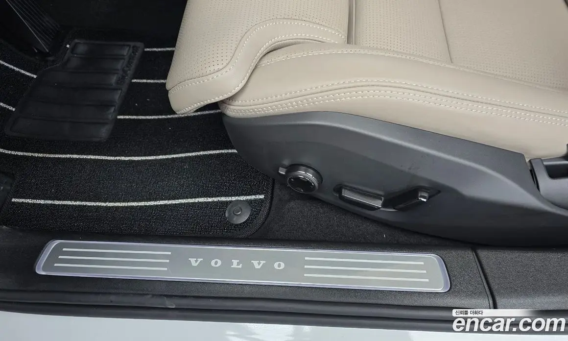 Volvo S90 2025 2.0 автомат (гидро), фото 31
