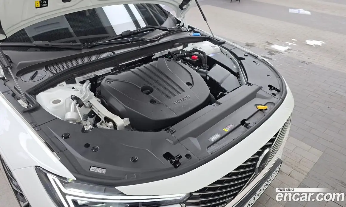 Volvo S90 2025 2.0 автомат (гидро), фото 6