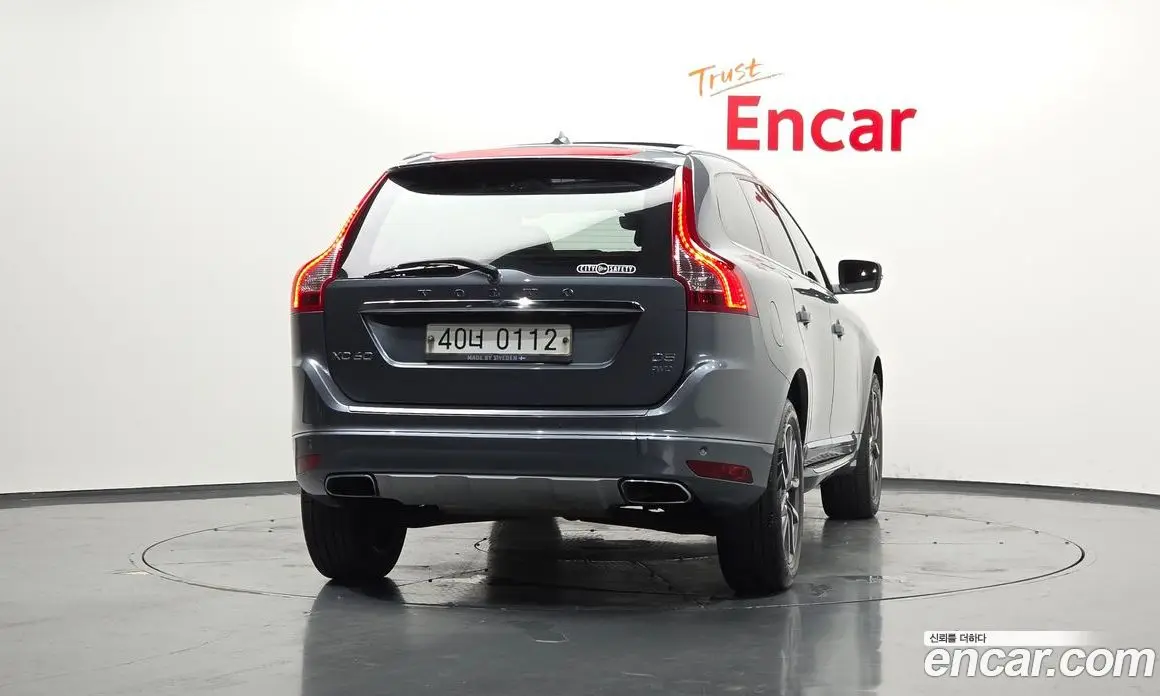 Volvo XC60 2016 2.4 автомат (гидро), фото 4