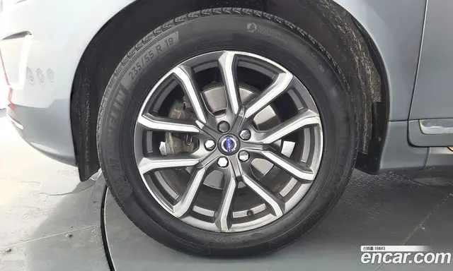 Volvo XC60 2016 2.4 автомат (гидро), миниатюра 5