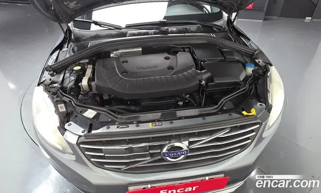 Volvo XC60 2016 2.4 автомат (гидро), миниатюра 6