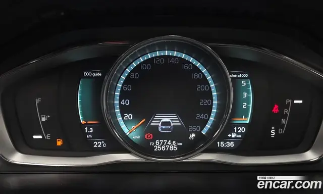 Volvo XC60 2016 2.4 автомат (гидро), миниатюра 8