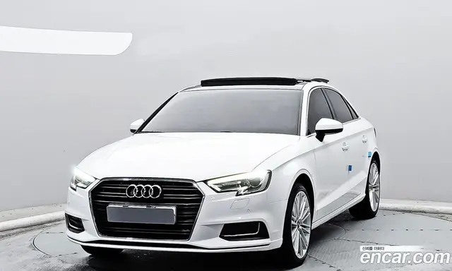 Audi A3, 2018, 60 849 км