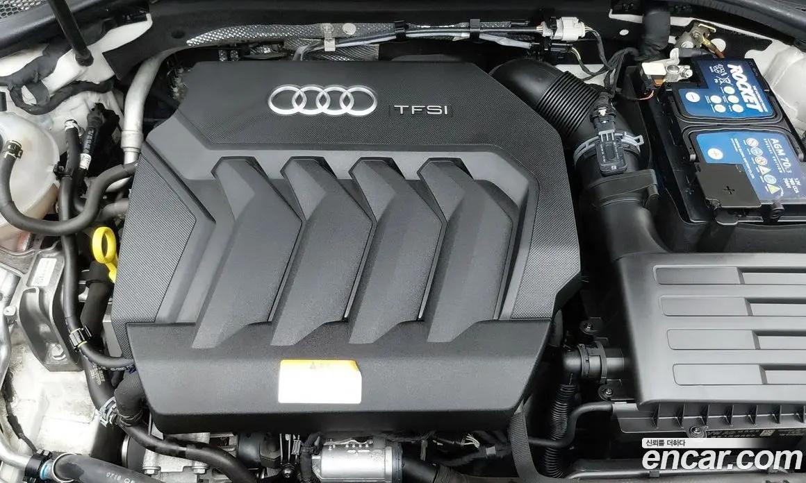 Audi A3 2018 2.0 автомат (гидро), фото 6