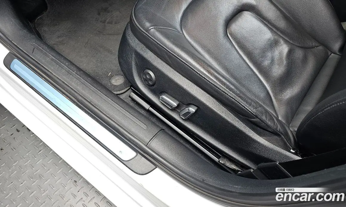 Audi A4 2013 2.0 автомат (гидро), фото 20