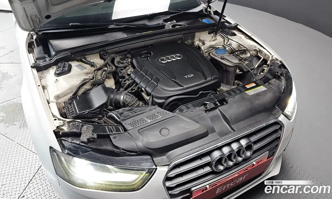 Audi A4 2013 2.0 автомат (гидро), фото 6