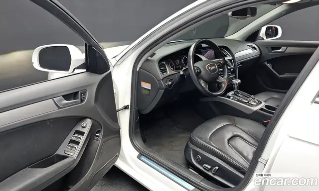 Audi A4 2013 2.0 автомат (гидро), миниатюра 10