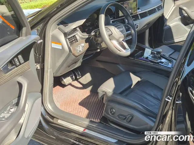 Audi A4 2023 2.0 автомат (гидро), миниатюра 10