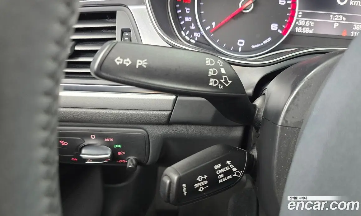 Audi A6 2013 2.0 автомат (гидро), фото 19