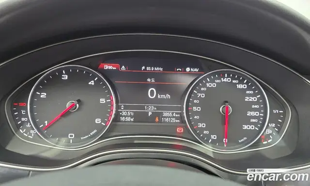 Audi A6 2013 2.0 автомат (гидро), миниатюра 8