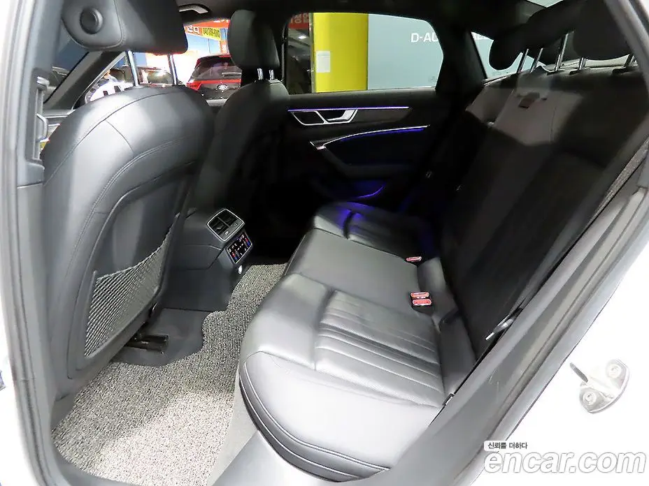 Audi A6 2019 2.0 автомат (гидро), фото 13