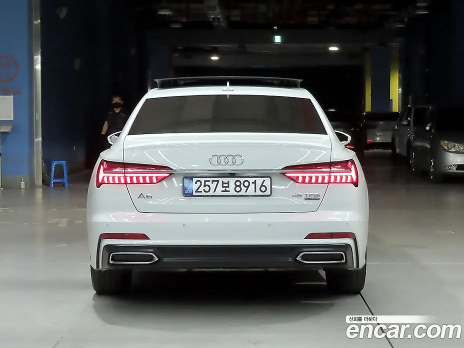 Audi A6 2019 2.0 автомат (гидро), фото 4