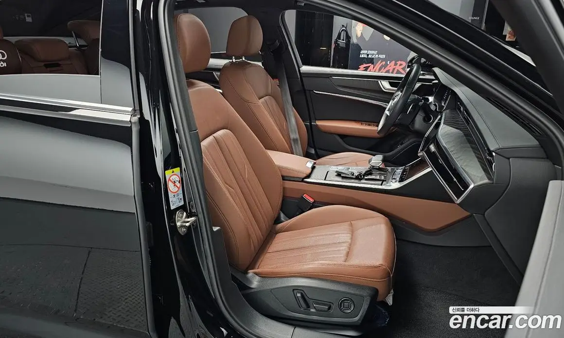 Audi A6 2023 2.0 автомат (гидро), фото 16