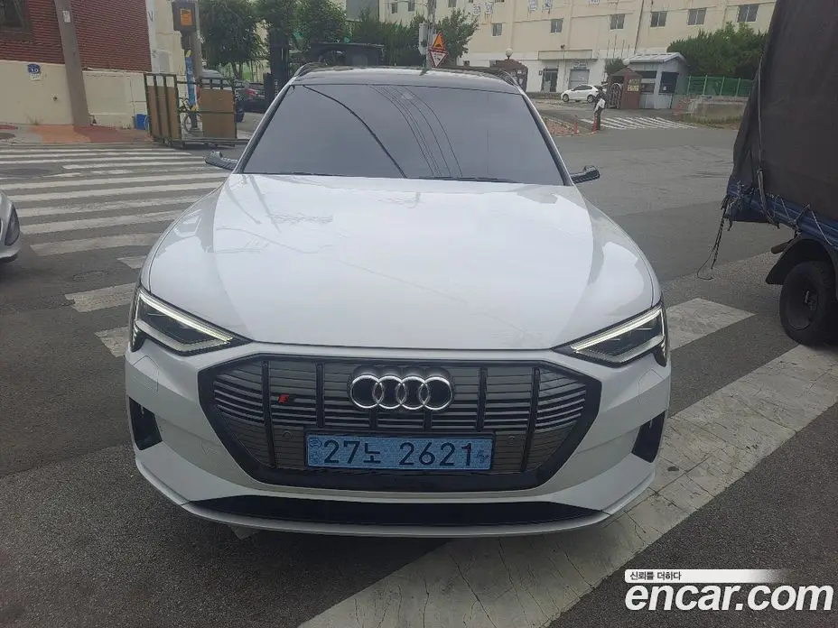Audi e-tron 2021 автомат (гидро), фото 6