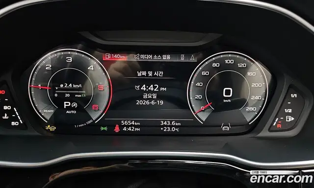 Audi Q3 2025 2.0 автомат (гидро), миниатюра 11