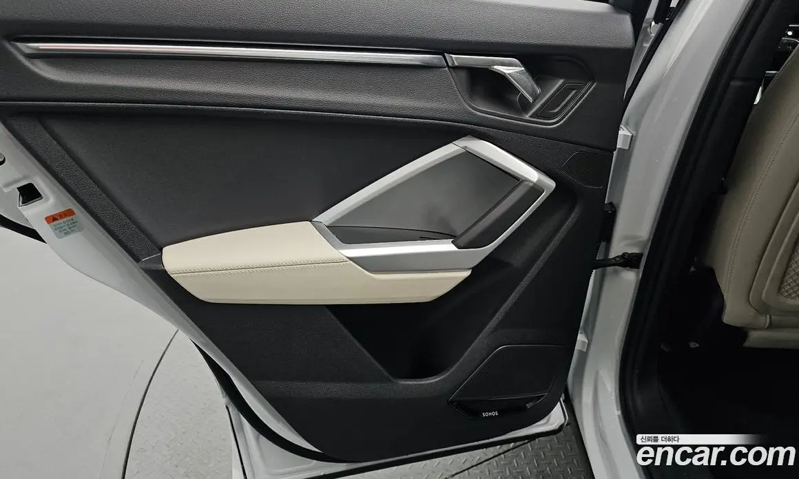 Audi Q3 2025 2.0 автомат (гидро), фото 15