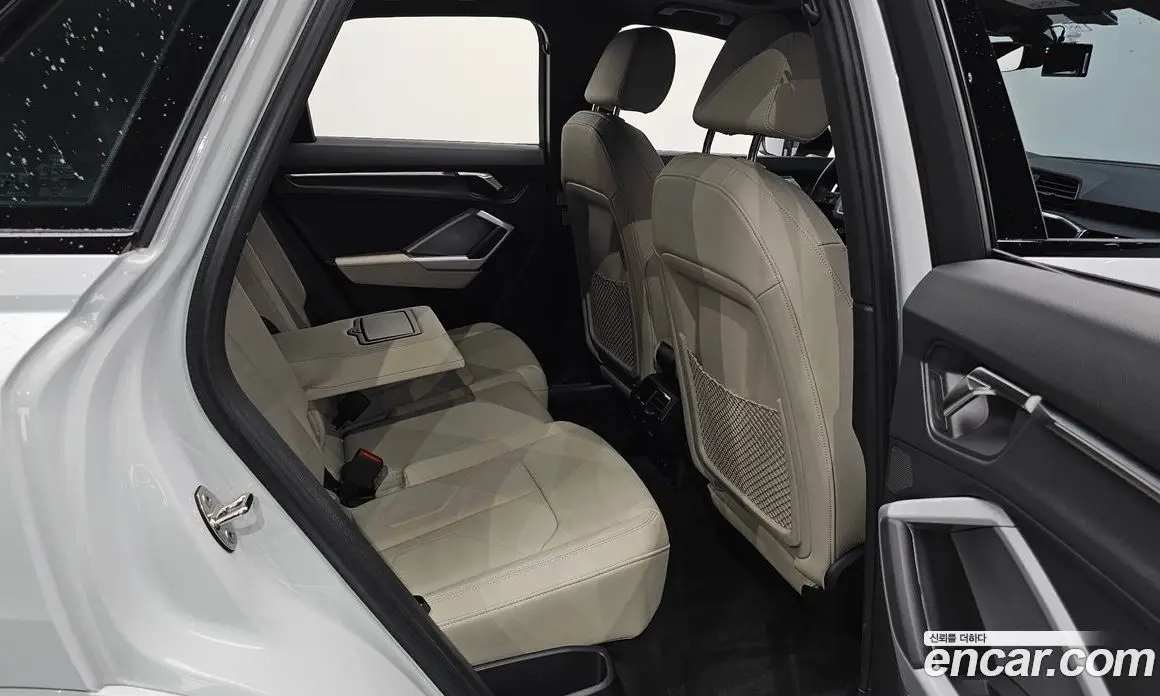 Audi Q3 2025 2.0 автомат (гидро), фото 16
