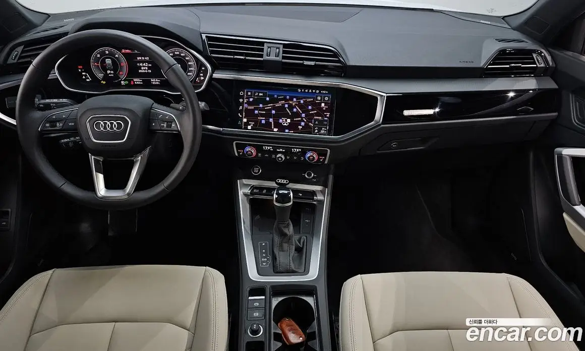 Audi Q3 2025 2.0 автомат (гидро), фото 10