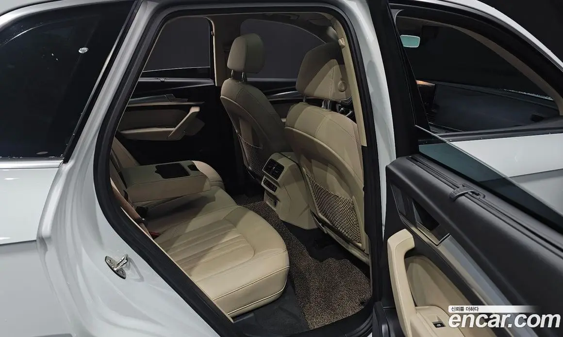 Audi Q5 2021 2.0 автомат (гидро), фото 16