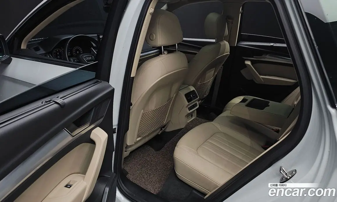 Audi Q5 2021 2.0 автомат (гидро), фото 18