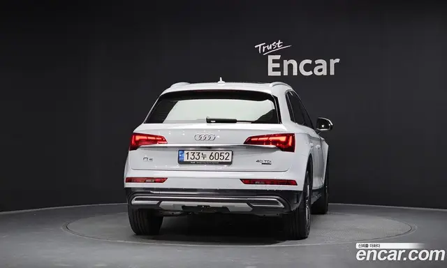 Audi Q5 2021 2.0 автомат (гидро), миниатюра 4