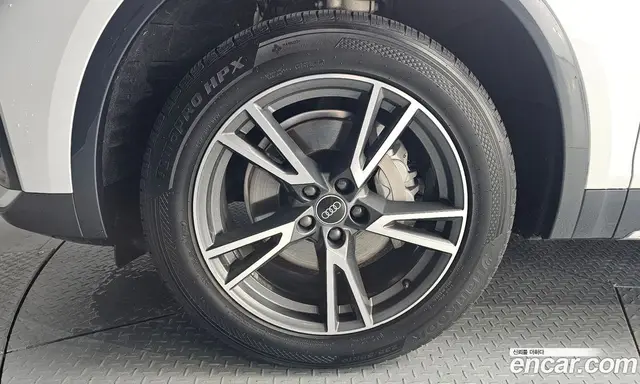 Audi Q5 2021 2.0 автомат (гидро), миниатюра 5