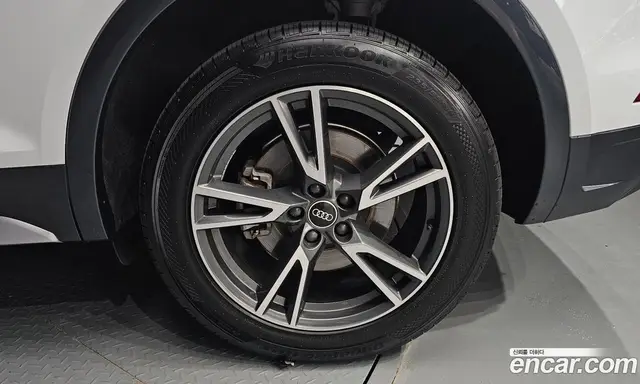 Audi Q5 2021 2.0 автомат (гидро), миниатюра 7