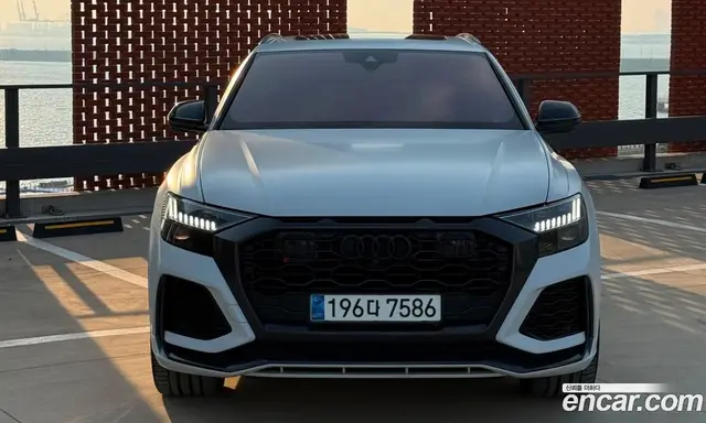 Audi RSQ8 2021 4.0 автомат (гидро), миниатюра 2