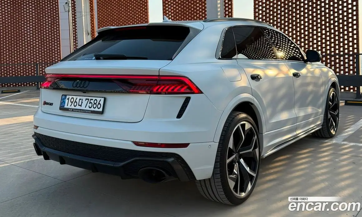 Audi RSQ8 2021 4.0 автомат (гидро), фото 5