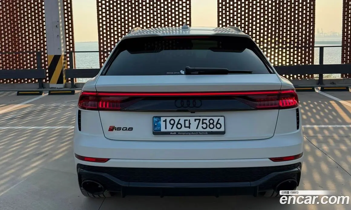 Audi RSQ8 2021 4.0 автомат (гидро), фото 6