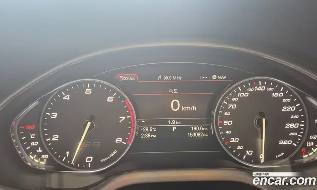 Audi S8 2014 4.0 автомат (гидро), миниатюра 8