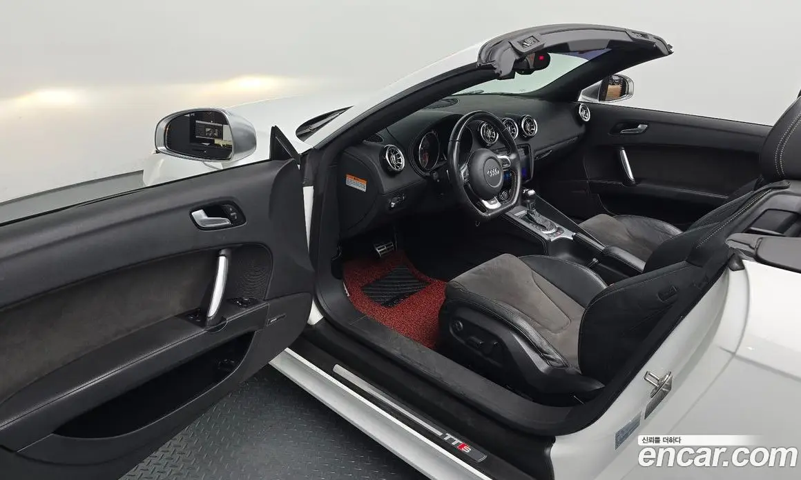 Audi TTS 2010 2.0 автомат (гидро), фото 12