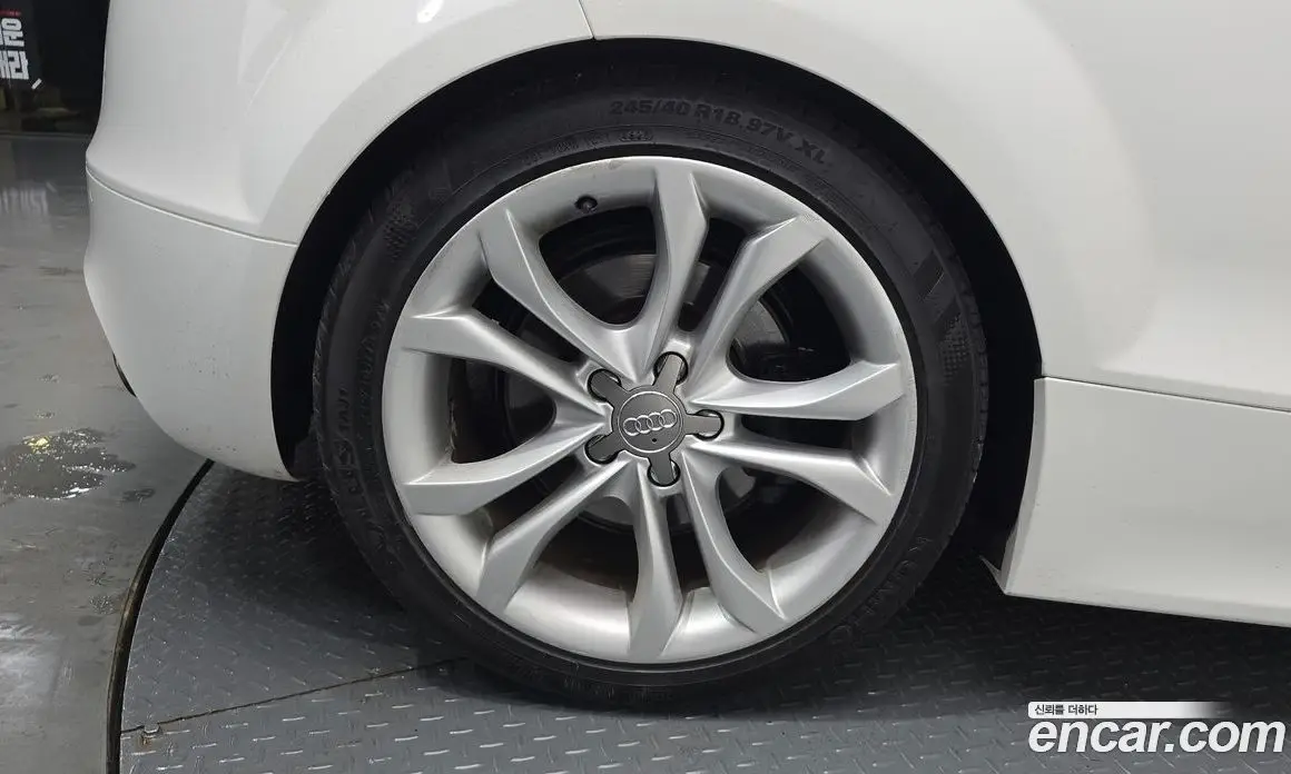 Audi TTS 2010 2.0 автомат (гидро), фото 27