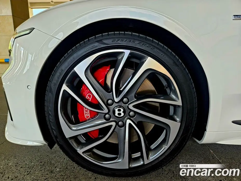Bentley Continental 2025 4.0 автомат (гидро), фото 13 Bentley Continental 2025 4.0 автомат (гидро), фото 13