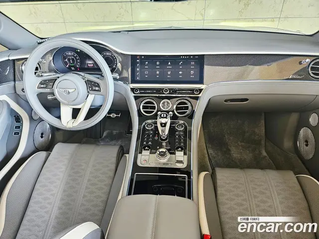Bentley Continental 2025 4.0 автомат (гидро), миниатюра 9 Bentley Continental 2025 4.0 автомат (гидро), миниатюра 9