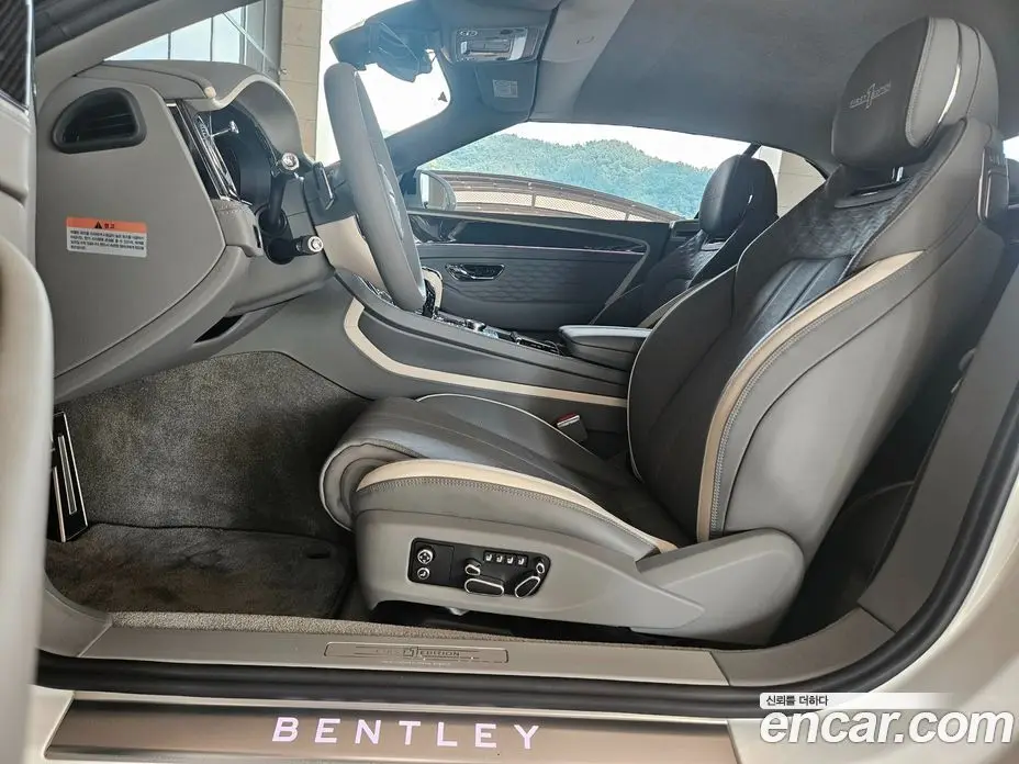 Bentley Continental 2025 4.0 автомат (гидро), фото 10 Bentley Continental 2025 4.0 автомат (гидро), фото 10