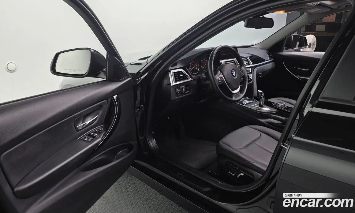 BMW 3 серия 2017 2.0 автомат (гидро), фото 10