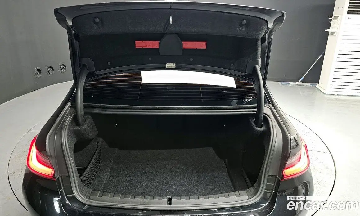 BMW 3 серия 2019 2.0 автомат (гидро), фото 20