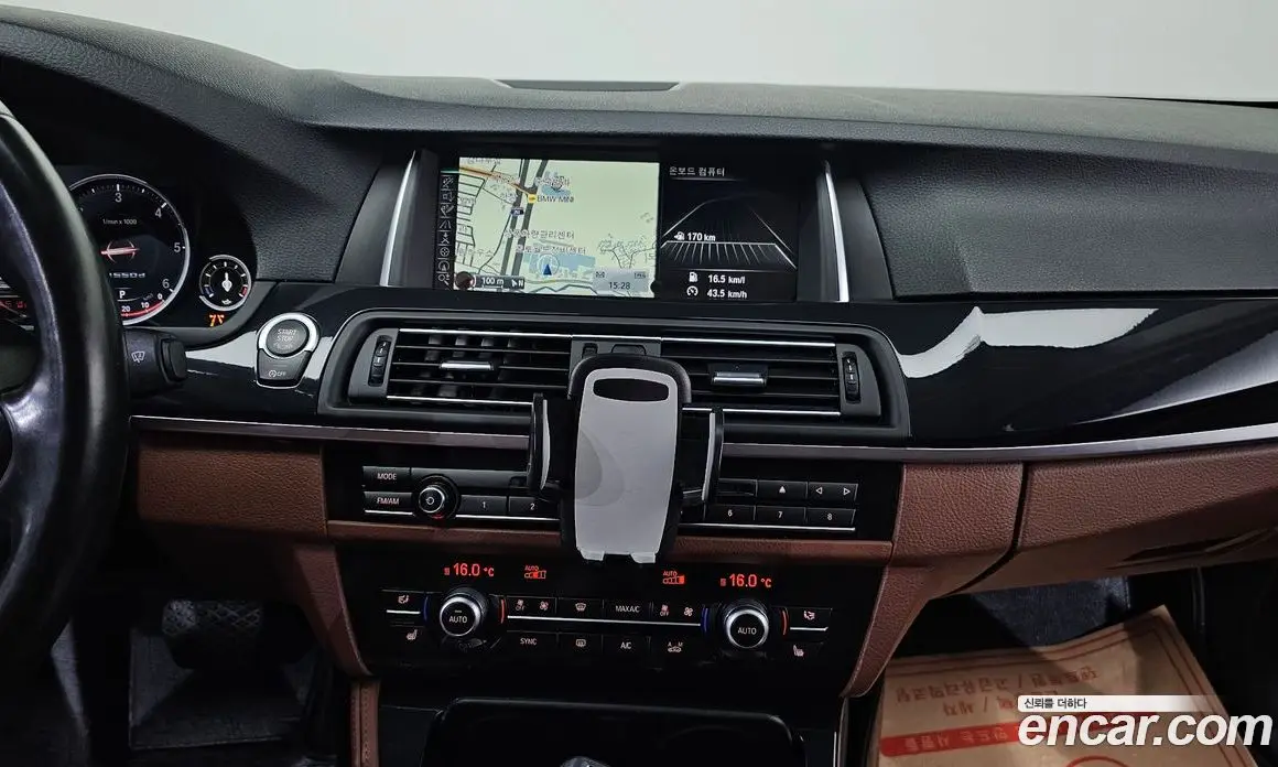 BMW 5 серия 2016 2.0 автомат (гидро), фото 16