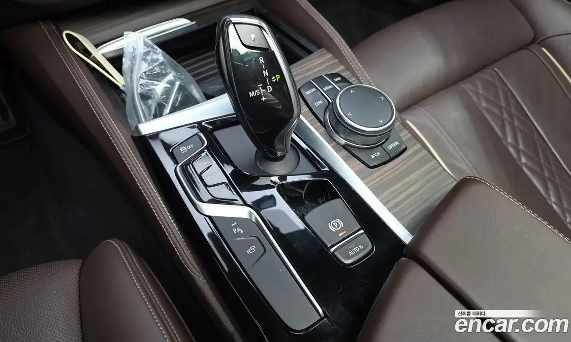 BMW 5 серия 2017 2.0 автомат (гидро), фото 12