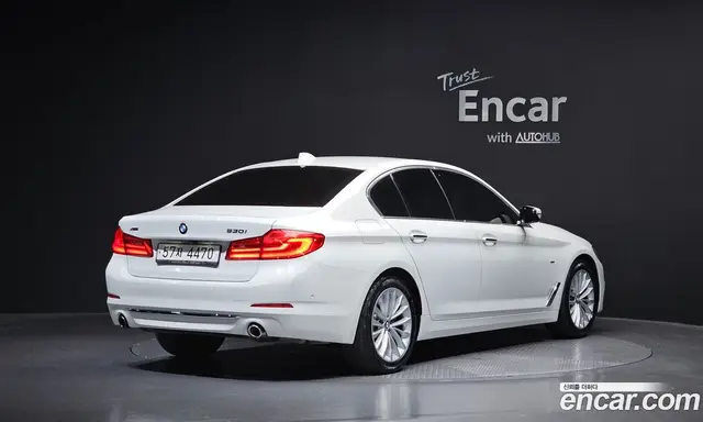 BMW 5 серия 2018 2.0 автомат (гидро), миниатюра 2