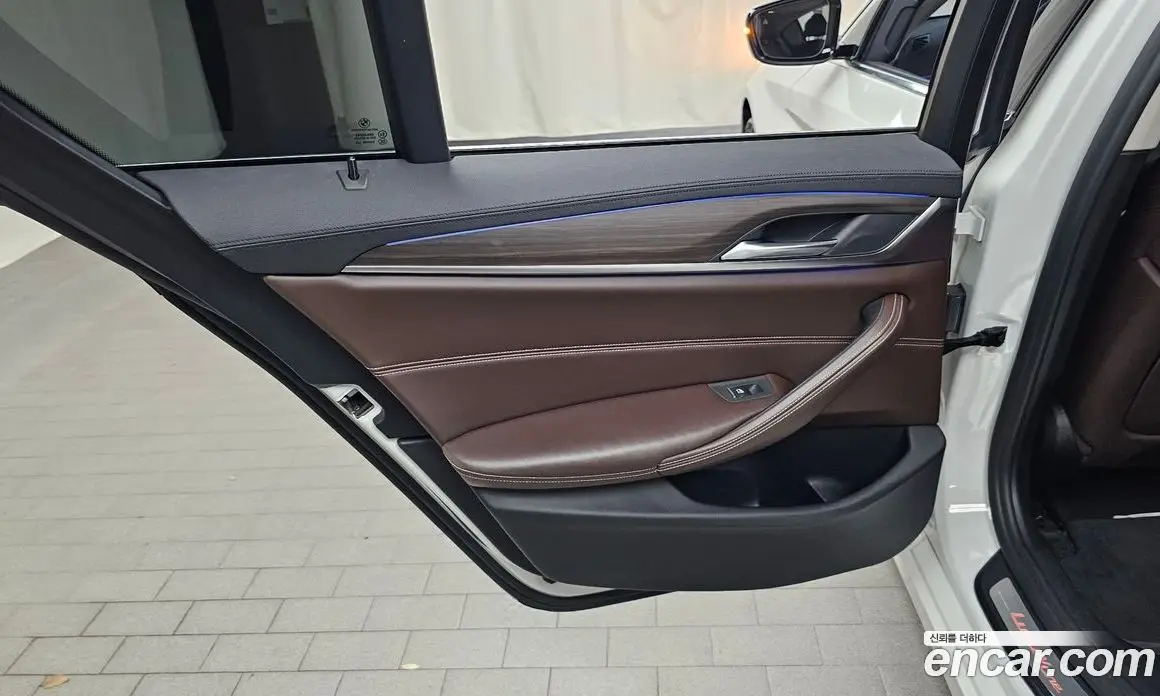 BMW 5 серия 2018 2.0 автомат (гидро), фото 15