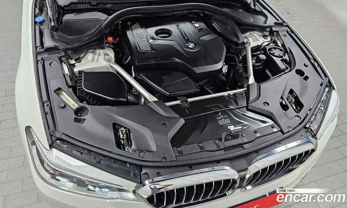BMW 5 серия 2018 2.0 автомат (гидро), фото 6