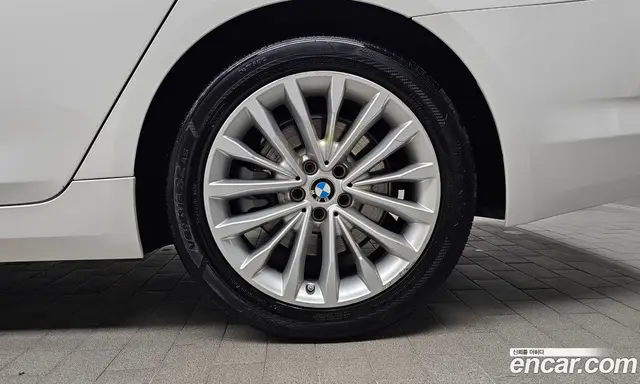 BMW 5 серия 2018 2.0 автомат (гидро), миниатюра 7