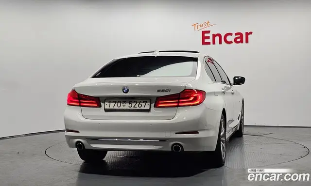 BMW 5 серия 2018 2.0 автомат (гидро), миниатюра 4