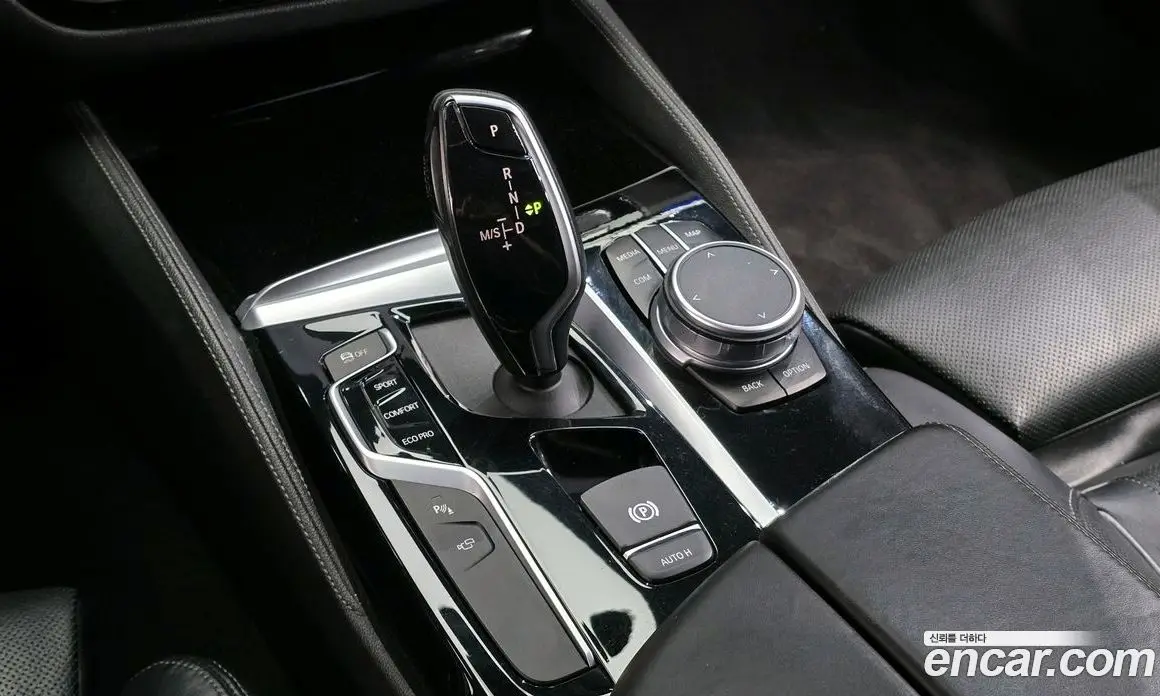 BMW 5 серия 2019 2.0 автомат (гидро), фото 9