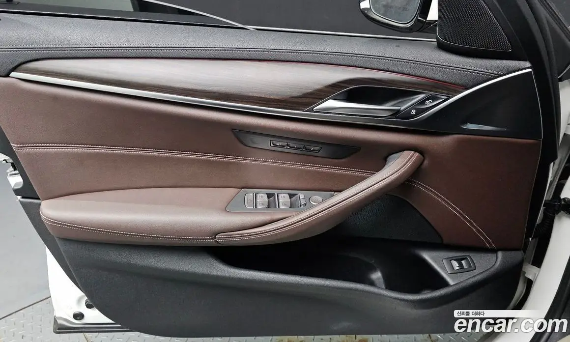 BMW 5 серия 2020 2.0 автомат (гидро), фото 14