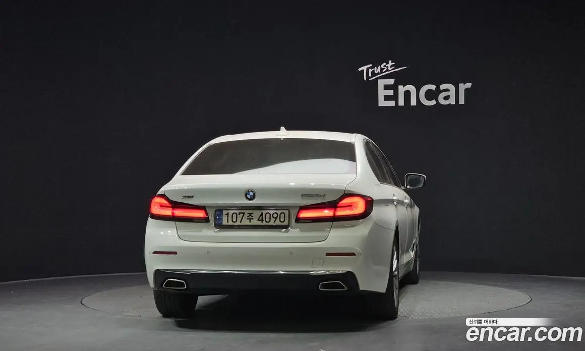 BMW 5 серия 2020 2.0 автомат (гидро), фото 4