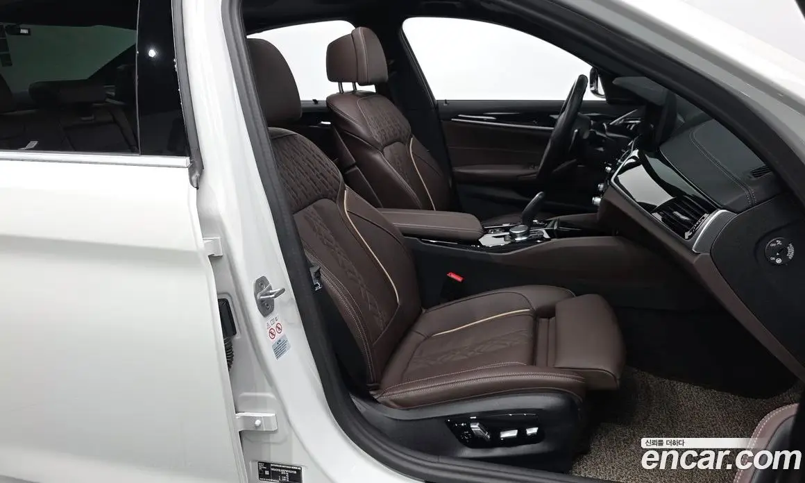 BMW 5 серия 2023 2.0 автомат (гидро), фото 11