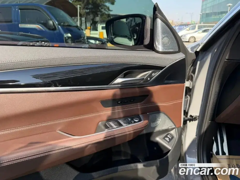 BMW 6 серия 2022 3.0 автомат (гидро), фото 13